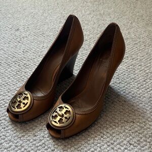 Tory Burch Tan Peep-Toe Heels with Gold Emblem